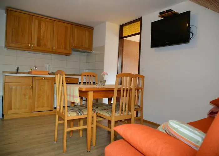 Apartmaji Rabic Apartment *